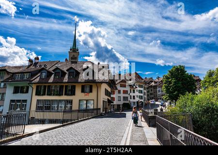 Bern enchanteur : où l'histoire rencontre la beauté pittoresque Banque D'Images