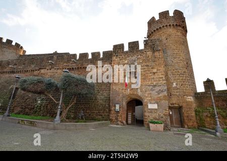 Rocca, siège forteresse du Musée étrusque, Cerveteri, Rome, Latium, Italie Banque D'Images