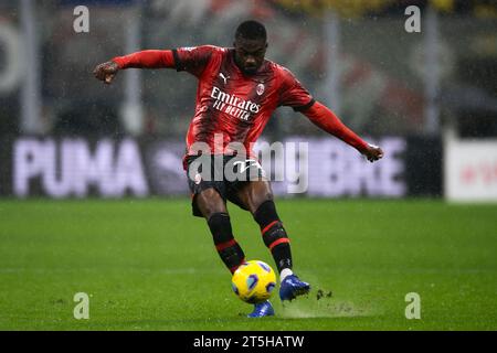 Fikayo Tomori de l'AC Milan en action lors du match de football Serie A entre l'AC Milan et l'Udinese Calcio. Banque D'Images