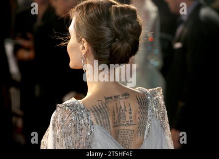 Londres, Royaume-Uni. 09 octobre 2019. Angelina Jolie assiste à la première européenne de Maleficent : Mistress of Evil à l'Odeon IMAX Waterloo à Londres. (Photo Fred Duval/SOPA Images/Sipa USA) crédit : SIPA USA/Alamy Live News Banque D'Images