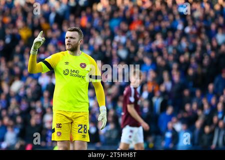 Glasgow, Royaume-Uni. 05 novembre 23. Glasgow, Royaume-Uni. Lors de la seconde des demi-finales via Play, les Rangers jouent contre Hearts à Hampden Park, Glasgow, Écosse, Royaume-Uni. Les Rangers ont gagné 3 - 1 avec deux buts de Tavernier et un de Scott Wright. Tavernier a marqué à partir d'un penalty et d'une faute de pièce. Shankland a marqué pour les coeurs d'un penalty. Les Rangers jouent à Aberdeen en finale le 17 décembre 2023 Credit : Findlay/Alamy Live News Banque D'Images