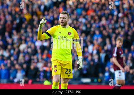 Glasgow, Royaume-Uni. 05 novembre 23. Glasgow, Royaume-Uni. Lors de la seconde des demi-finales via Play, les Rangers jouent contre Hearts à Hampden Park, Glasgow, Écosse, Royaume-Uni. Les Rangers ont gagné 3 - 1 avec deux buts de Tavernier et un de Scott Wright. Tavernier a marqué à partir d'un penalty et d'une faute de pièce. Shankland a marqué pour les coeurs d'un penalty. Les Rangers jouent à Aberdeen en finale le 17 décembre 2023 Credit : Findlay/Alamy Live News Banque D'Images