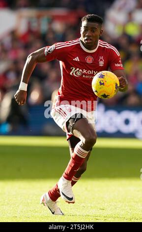 Nottingham, Royaume-Uni. 5 novembre 2023. Taiwo Awoniyi de Nottingham Forest lors du match de Premier League au City Ground, Nottingham. Le crédit photo devrait se lire : Andrew Yates/Sportimage crédit : Sportimage Ltd/Alamy Live News Banque D'Images