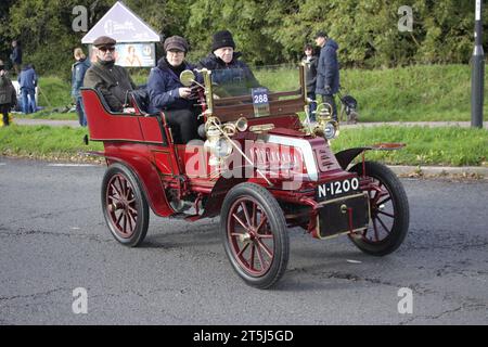 1904 de Dion bouton participe à la course automobile de 2023 de Londres à Brighton Banque D'Images