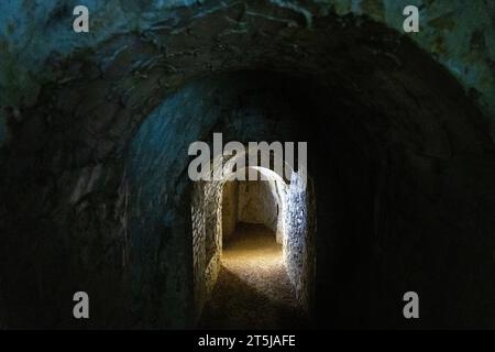 Intérieur des cavernes de craie artificielles les grottes Hellfire à West Wycombe, Buckinghamshire, Angleterre Banque D'Images