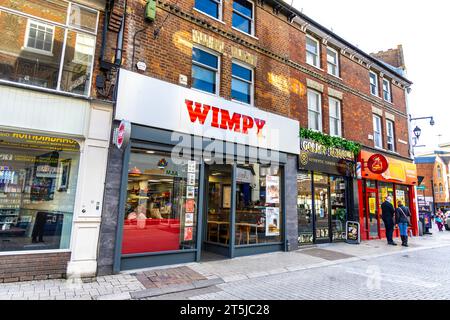 Extérieur de la chaîne de restauration rapide Wimpy à High Wycombe, Buckinghamshire, Angleterre Banque D'Images