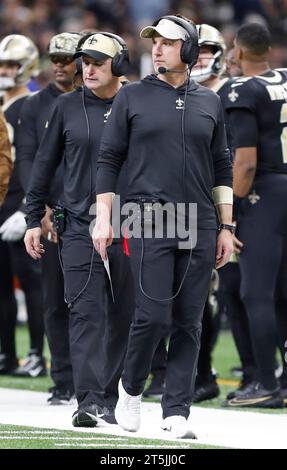 La Nouvelle-Orléans, États-Unis. 05 novembre 2023. Dennis Allen, entraîneur-chef des Saints de la Nouvelle-Orléans, regarde depuis la touche lors d'un match de la National football League au Caesars Superdome à la Nouvelle-Orléans, Louisiane, le dimanche 5 novembre 2023. (Photo de Peter G. Forest/Sipa USA) crédit : SIPA USA/Alamy Live News Banque D'Images