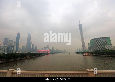 Guangzhou, Chine - 4 avril 2019 : Paysage architectural de la ville de Guangzhou, ville de Guangzhou, province du Guangdong, Chine Banque D'Images