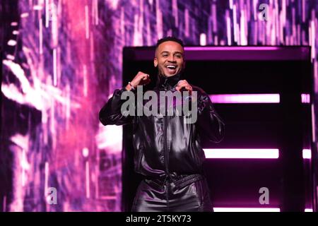 JLS à Manchester AO Arena le 2 novembre 2023 - BANG MEDIA INTERNATIONAL - FAMOUS PICTURES 28 HOLMES ROAD LONDON NW5 3AB ROYAUME-UNI tel 44 0 02 7485 1005 email : paulsmithbangshowbiz.com or tombangshowbiz.com Copyright : xDominicxHanson/Famousx 9E7304DC-963D-4AC8-9B7F-E63E60FEBC3C.jpeg Credit : Imago/Alamy Live News Banque D'Images