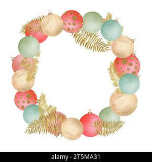 Illustration à l'aquarelle dessinée à la main. Couronne circulaire festive avec boules en verre rouge vert et doré et fougère dorée. Pour affiches, cartes de vœux Banque D'Images