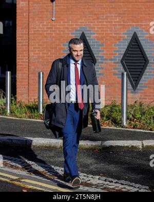 Le chef adjoint Bobby Singleton quitte Cromac House à Belfast après une entrevue au Northern Ireland Policing Board pour le rôle de chef de la police d'Irlande du Nord. Date de la photo : lundi 6 novembre 2023. Banque D'Images