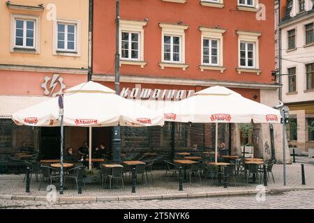 Panneau vintage Kombinat à Plac Solny à Wrocław, Pologne Banque D'Images