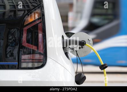 Chemnitz, Allemagne. 06 novembre 2023. Vue du siège de IHK Chemnitz dans le centre-ville. La Chambre est responsable des membres du sud-ouest de la Saxe. Crédit : Hendrik Schmidt/dpa/Alamy Live News Banque D'Images