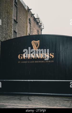 Guinness Storehouse Gates, Dublin IE Banque D'Images