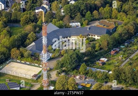 Vue aérienne, Rudolf Steiner School - Free Waldorf School, Tower Sender Giersberg, Siegen-Giersberg, Siegen, Siegerland, Rhénanie du Nord-Westphalie, allemand Banque D'Images