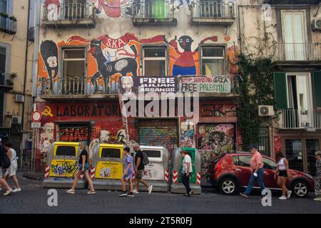 Graphity in der Altstadt von Napoli Banque D'Images