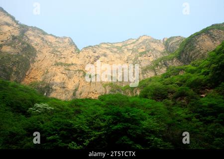 Paysage naturel de montagne yuntai, ville de jiaozuo, province du henan, Chine. Banque D'Images