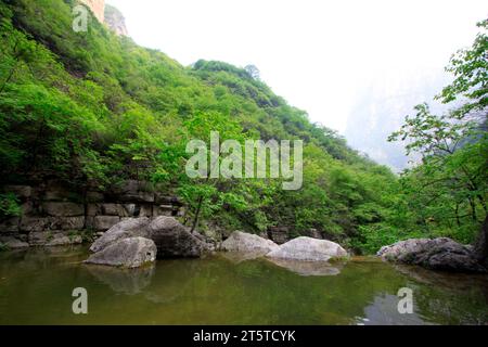 Paysage naturel de montagne yuntai, ville de jiaozuo, province du henan, Chine. Banque D'Images