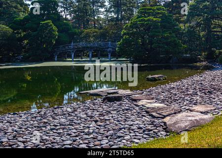 Jardin Oikeniwa Kyoto Gyoen - le palais impérial de Kyoto était un palais où les empereurs successifs ont vécu et mené leurs affaires politiques pendant plus de 500 ans Banque D'Images
