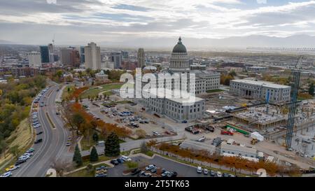 Salt Lake City, UT, États-Unis. 6 novembre 2023. Vue aérienne de Salt Lake City. C'est la capitale et la plus grande ville de l'État de l'Utah. Elle a été fondée par les Mormons et est le siège officiel de l'Église de Jésus-Christ des Saints des derniers jours. (Image de crédit : © Walter G Arce SR/ASP) USAGE ÉDITORIAL SEULEMENT! Non destiné à UN USAGE commercial ! Banque D'Images