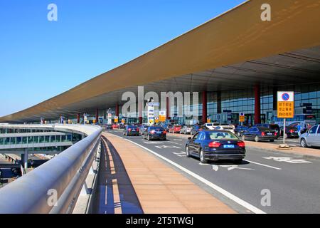 Aéroport international de Beijing Capital T3 terminal Road, Chine Banque D'Images