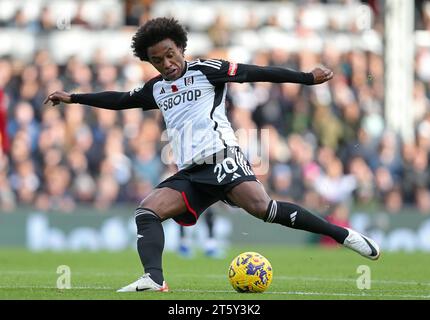 Willian de Fulham. - Fulham v Manchester United, Premier League, Craven Cottage Stadium, Londres, Royaume-Uni - 4 novembre 2023. Usage éditorial uniquement - des restrictions DataCo s'appliquent. Banque D'Images