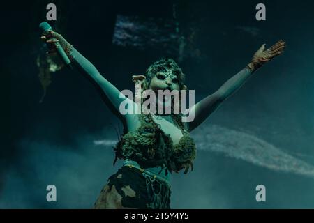 Milan, Italie, 06 novembre 2023. La chanteuse et compositrice américaine Melanie Martinez se produit en direct au Mediolanum Forum. Crédits : Maria Laura Arturi/Alamy Live News Banque D'Images