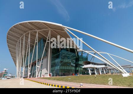 Coxsbazar, Coxsbazar Sadar, Bangladesh : première gare ferroviaire emblématique du pays à Jhelongja Union, la ville touristique du district de Cox's Bazar, Banque D'Images