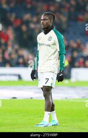 ELIE YOUAN, footballeur professionnel jouant actuellement pour le club de football Hibernian, un club écossais de Premiership. Image prise lors d'une séance de formation. Banque D'Images