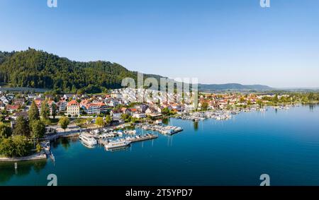 Panorama aérien du lac de Constance avec le village de Bodman, Bodman-Ludwigshafen, comté de Constance, Baden-Wuerttemberg, Allemagne Banque D'Images