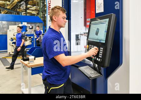 Pilsen, République tchèque. 07 novembre 2023. Le lancement du centre de formation de la société d'ingénierie Doosan Skoda Power a eu lieu à Pilsen, en République tchèque, le 7 novembre 2023. Crédit : Miroslav Chaloupka/CTK photo/Alamy Live News Banque D'Images