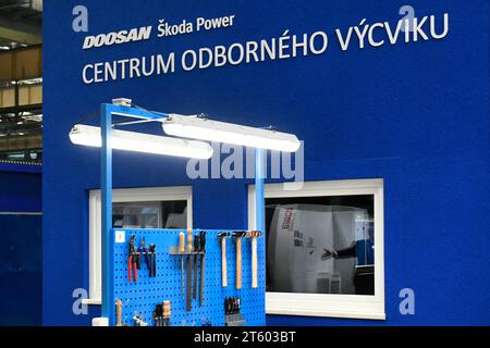 Pilsen, République tchèque. 07 novembre 2023. Le lancement du centre de formation de la société d'ingénierie Doosan Skoda Power a eu lieu à Pilsen, en République tchèque, le 7 novembre 2023. Crédit : Miroslav Chaloupka/CTK photo/Alamy Live News Banque D'Images