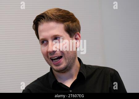 Auftaktbilder mit der SPD-Spitze, Kevin Kühnert, Generalsekretär Fraktionssitzung SPD-Bundestagsfraktion, Auftaktbilder mit der SPD-Spitze Berlin GER *** photos de lancement avec la direction du SPD, Kevin Kühnert, secrétaire général réunion du groupe parlementaire du SPD, lancement photos avec la direction du SPD Berlin Berlin Berlin GER : Imago/Alamy Live Credit News Banque D'Images