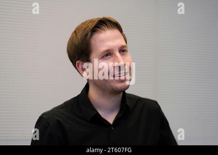 Auftaktbilder mit der SPD-Spitze, Kevin Kühnert, Generalsekretär Fraktionssitzung SPD-Bundestagsfraktion, Auftaktbilder mit der SPD-Spitze Berlin GER *** photos de lancement avec la direction du SPD, Kevin Kühnert, secrétaire général réunion du groupe parlementaire du SPD, lancement photos avec la direction du SPD Berlin Berlin Berlin GER : Imago/Alamy Live Credit News Banque D'Images