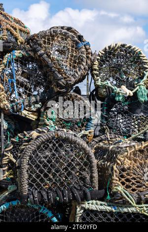 Gros plan d'une pile de pots de homard Banque D'Images