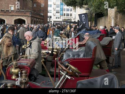 Concours Marlborough Road St James's London London à Brighton Veteran car Run Banque D'Images