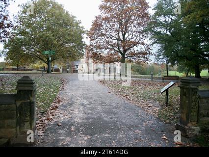 Une vue de l'entrée de Astley Hall, Astley Park, Chorley, Lancashire, Royaume-Uni, Europe le mardi 7 novembre 2023 Banque D'Images