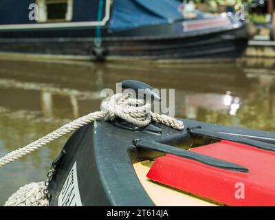 L'avant ou la proue d'un bateau étroit - gros plan Banque D'Images