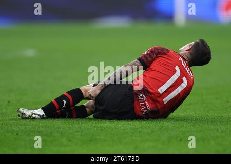 Milan, Italie. 07 novembre 2023. Christian Pulisic de l'AC Milan blessé lors du match de l'UEFA Champions League Group F entre l'AC Milan et le Paris Saint-Germain FC au Stadio Giuseppe Meazza le 7 2023 novembre à Milan, Italie . Crédit : Marco Canoniero/Alamy Live News Banque D'Images