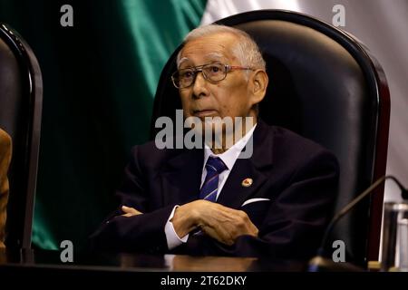 Mexico, Mexique. 7 novembre 2023. Le radiologue Daniel Mendoza lors de son intervention à la deuxième audience publique mexicaine sur les phénomènes anormaux non identifiés à la Chambre des députés de Mexico. Le 7 novembre 2023 à Mexico, Mexique (crédit image : © Luis Barron/eyepix via ZUMA Press Wire) USAGE ÉDITORIAL SEULEMENT! Non destiné à UN USAGE commercial ! Banque D'Images