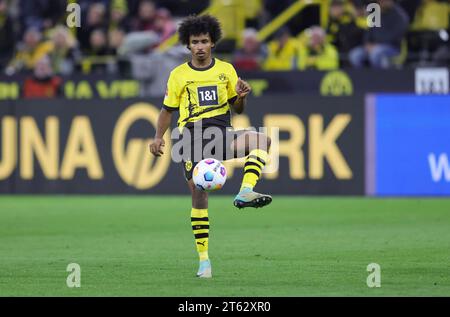 Dortmund, Deutschland. 04 novembre 2023. Firo : 4 novembre 2023, football, soccer, 1e Bundesliga, 1e championnat, saison 2023/2024, BVB, Borussia Dortmund - FC Bayern Munich 0:4 Karim Adeyemi, action individuelle, BVB/dpa/Alamy Live News Banque D'Images