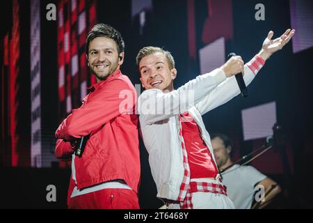 Zürich, Suisse. 28 octobre 2023. Le groupe suisse Stubete Gäng donne un concert live lors de la Die grosse Schlagerparty 2023 au Hallenstadion à Zürich. (Crédit photo : Gonzales photo - Tilman Jentzsch). Banque D'Images