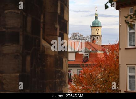 Arnstadt 30.10.2023, Arnstadt, Blick auf den Turm der Schlossruine Neideck *** Arnstadt 30 10 2023, Arnstadt, vue sur la tour des ruines du château de Neideck crédit : Imago/Alamy Live News Banque D'Images
