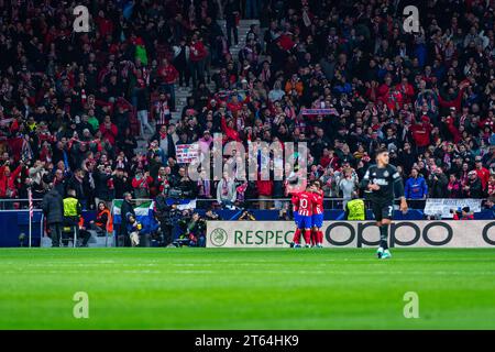 Axel Witsel, Alvaro Morata, Pablo Riquelme et Angel Correa célèbrent un but lors du match de football de l'UEFA Champions League entre l'Atletico Madrid et le Celtic disputé au stade Civitas Metropolitano. Atletico Madrid 6 : 0 Celtique. Banque D'Images