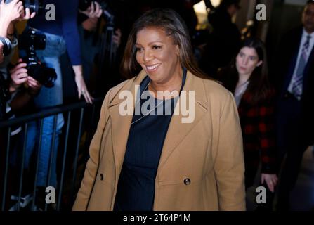 New York, États-Unis. 08 novembre 2023. Le procureur général de l'État de New York, Letitia James, arrive à la salle d'audience du procès de Donald Trump pour fraude civile devant la Cour suprême de l'État le mercredi 8 novembre 2023 à New York. L'affaire intentée en septembre dernier par le procureur général de New York, Letitia James, accuse Trump, ses fils aînés et son entreprise familiale de gonfler la valeur nette de Trump de plus de 2 milliards de dollars en surévaluant son portefeuille immobilier. Photo de Peter Foley/UPI crédit : UPI/Alamy Live News Banque D'Images