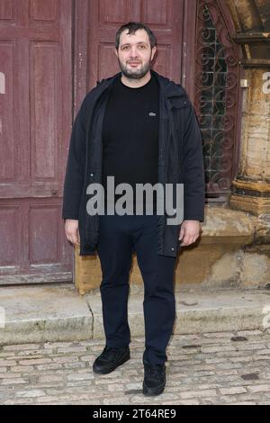 Sarlat, France. 08 novembre 2023. Karim Leklou assiste au photocall 'Vincent doit mourir' lors du 32e Festival du film de Sarlat - jour 2 le 08 novembre 2023 à Sarlat, France. Photo de Nasser Berzane/ABACAPRESS.COM crédit : Abaca Press/Alamy Live News Banque D'Images