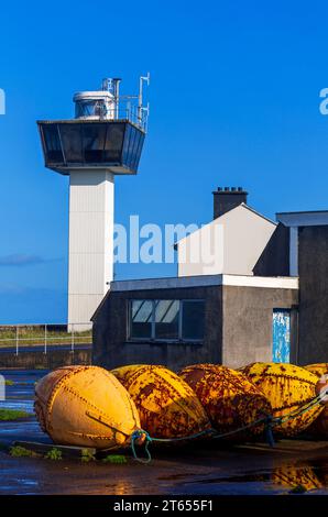 Phare de Ferris point, Island Magee, comté d'Antrim, Irlande du Nord, Royaume-Uni Banque D'Images