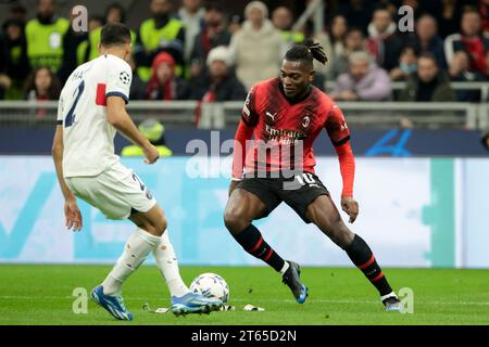 Milan, Italie. 07 novembre 2023. Rafael Leao de l'AC Milan lors du match de football de l'UEFA Champions League, Groupe F entre l'AC Milan et le Paris Saint-Germain le 7 novembre 2023 au stade San Siro de Milan, Italie - photo Jean Catuffe/DPPI crédit : DPPI Media/Alamy Live News Banque D'Images