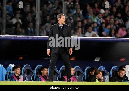 Neapel, Italie. 08 novembre 2023. Football : UEFA Champions League, SSC Napoli - 1. FC Union Berlin, phase de groupes, Groupe C, Journée 4, Stadio Diego Armando Maradona. L'entraîneur de Napoli Rudi Garcia suit l'action. Crédit : Matthias Koch/dpa/Alamy Live News Banque D'Images