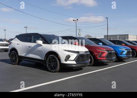 Pi. Wayne - 7 novembre 2023 : exposition Chevrolet Blazer chez un concessionnaire. Chevrolet propose le Blazer en modèles 2LT, 3LT et RS. Banque D'Images